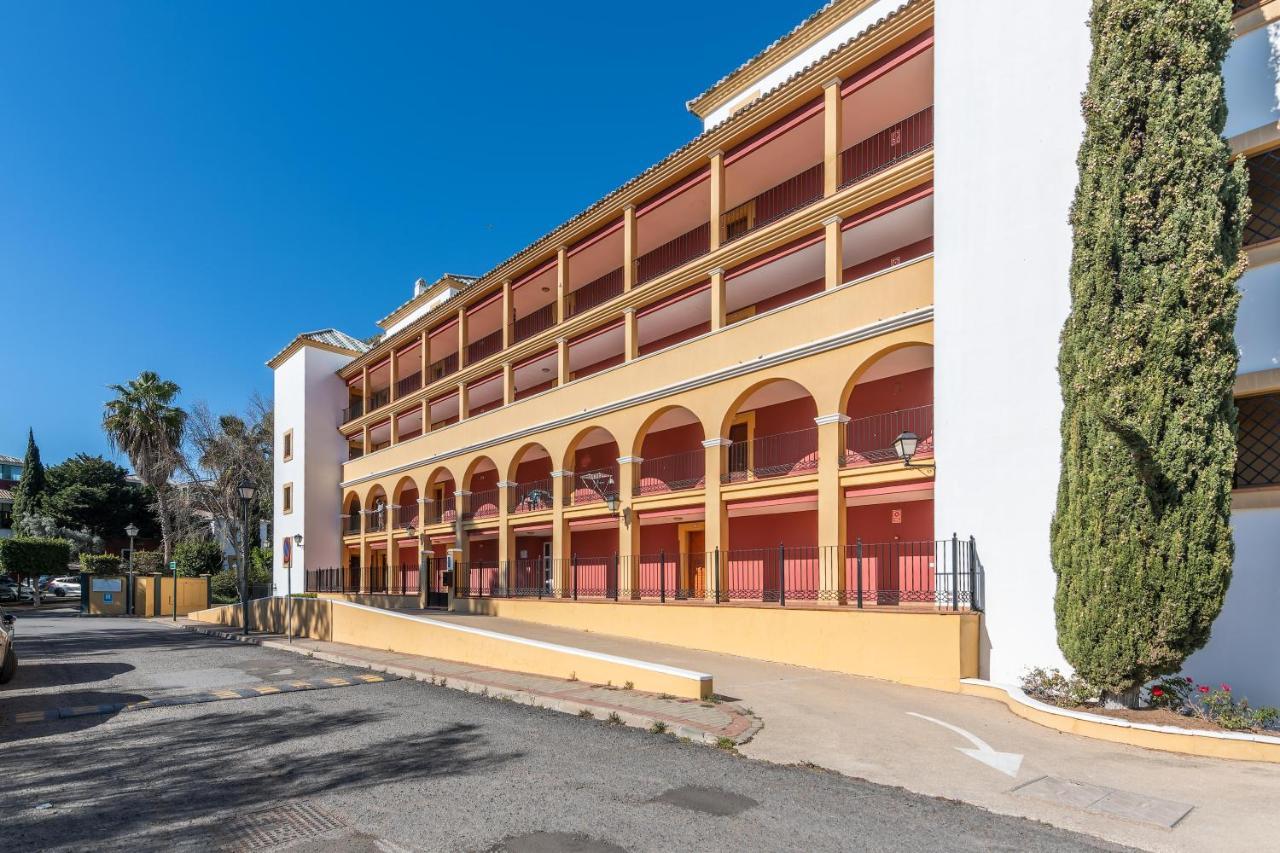 La Quinta Ii By H Apartment *