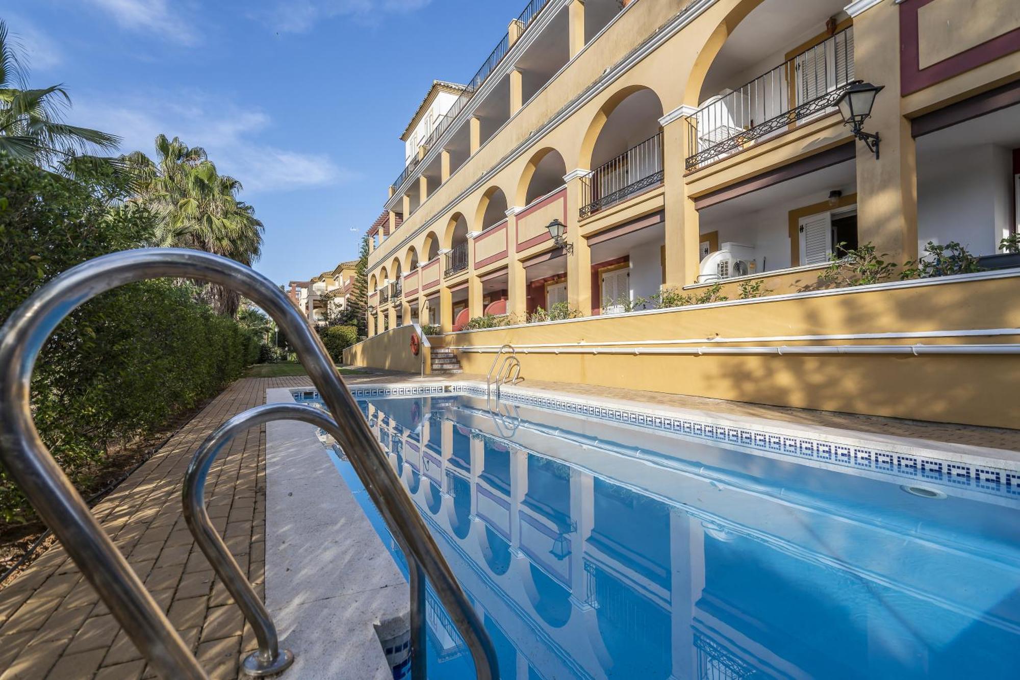 La Quinta Ii By H *