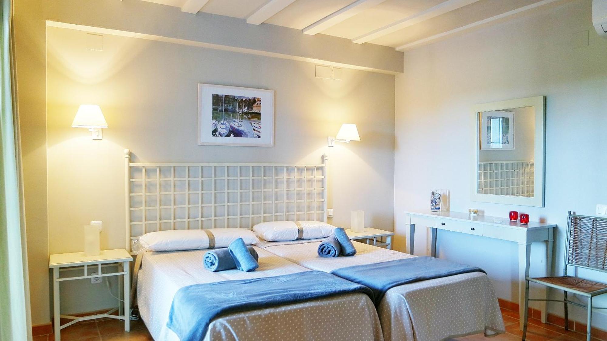 La Quinta Ii By H Apartment