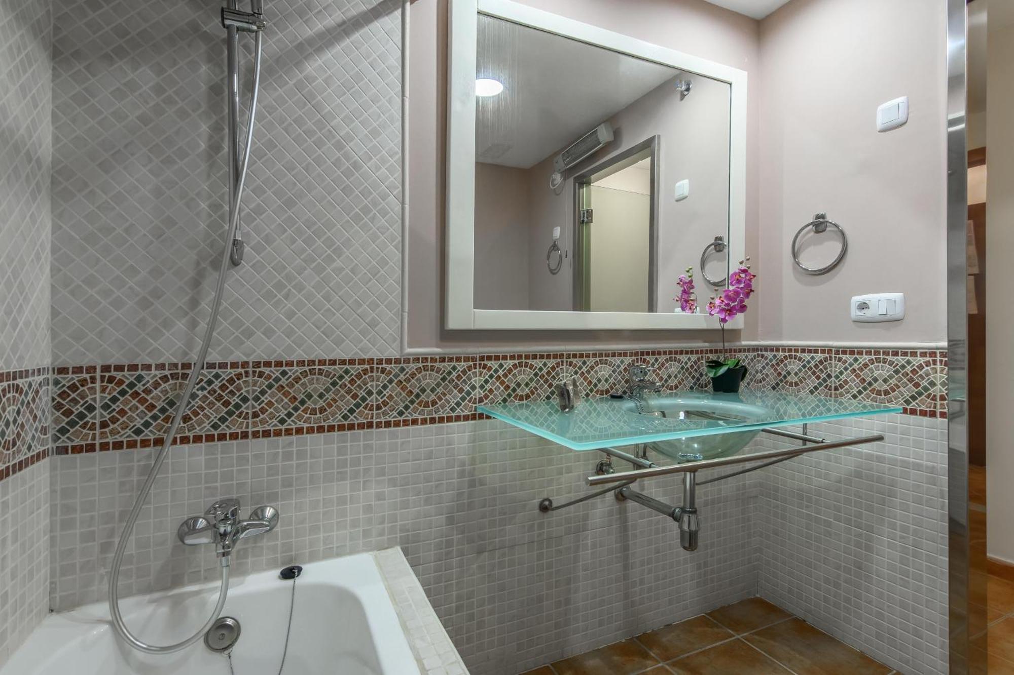 Apartamento La Quinta Ii By H