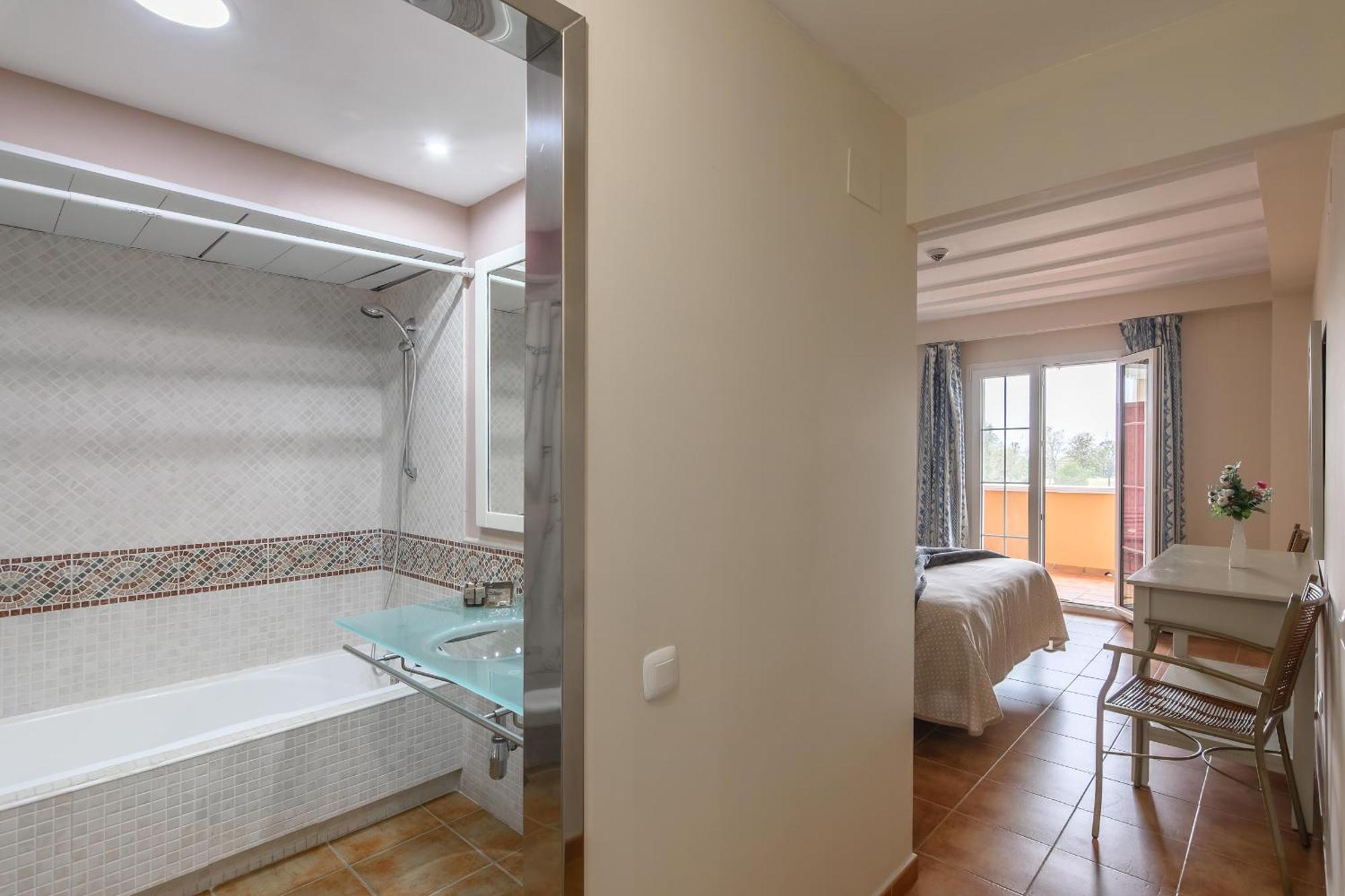 La Quinta Ii By H